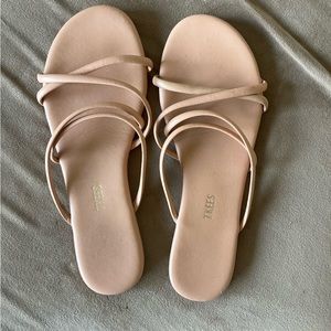 Tkees Sandal
